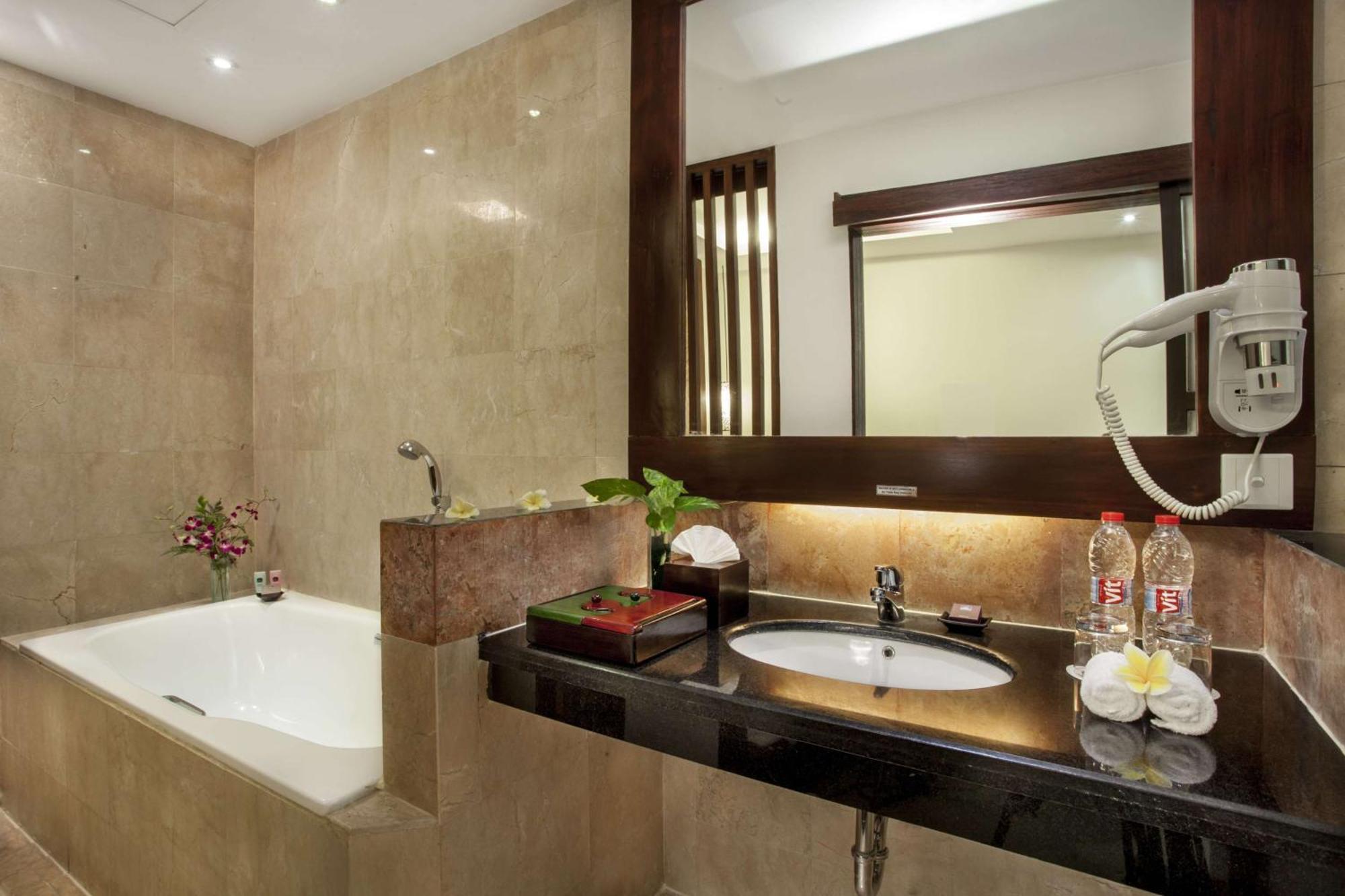Queen Villa with Private Mini Pool - Smoking